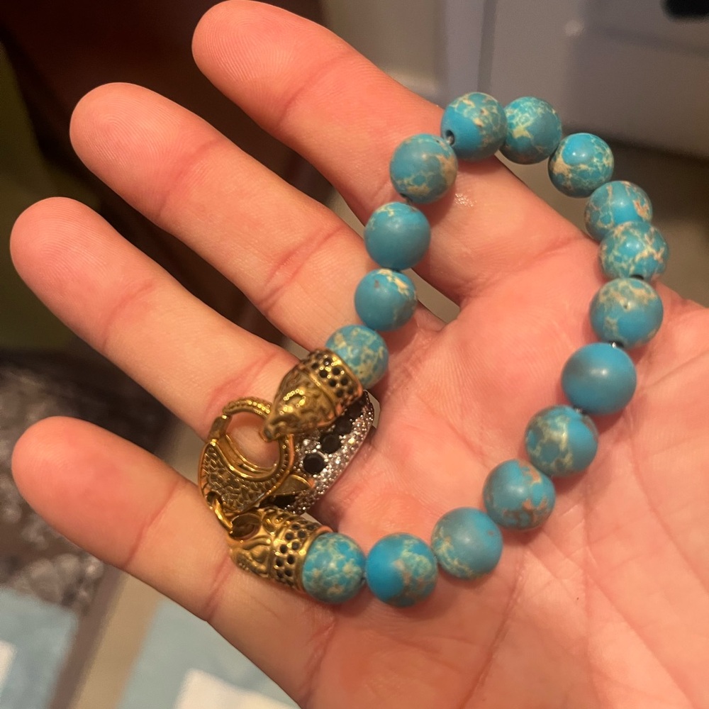 NEW Turquoise 8.2 inch Gold Beaded Bracelet. Beautiful made in Italy.